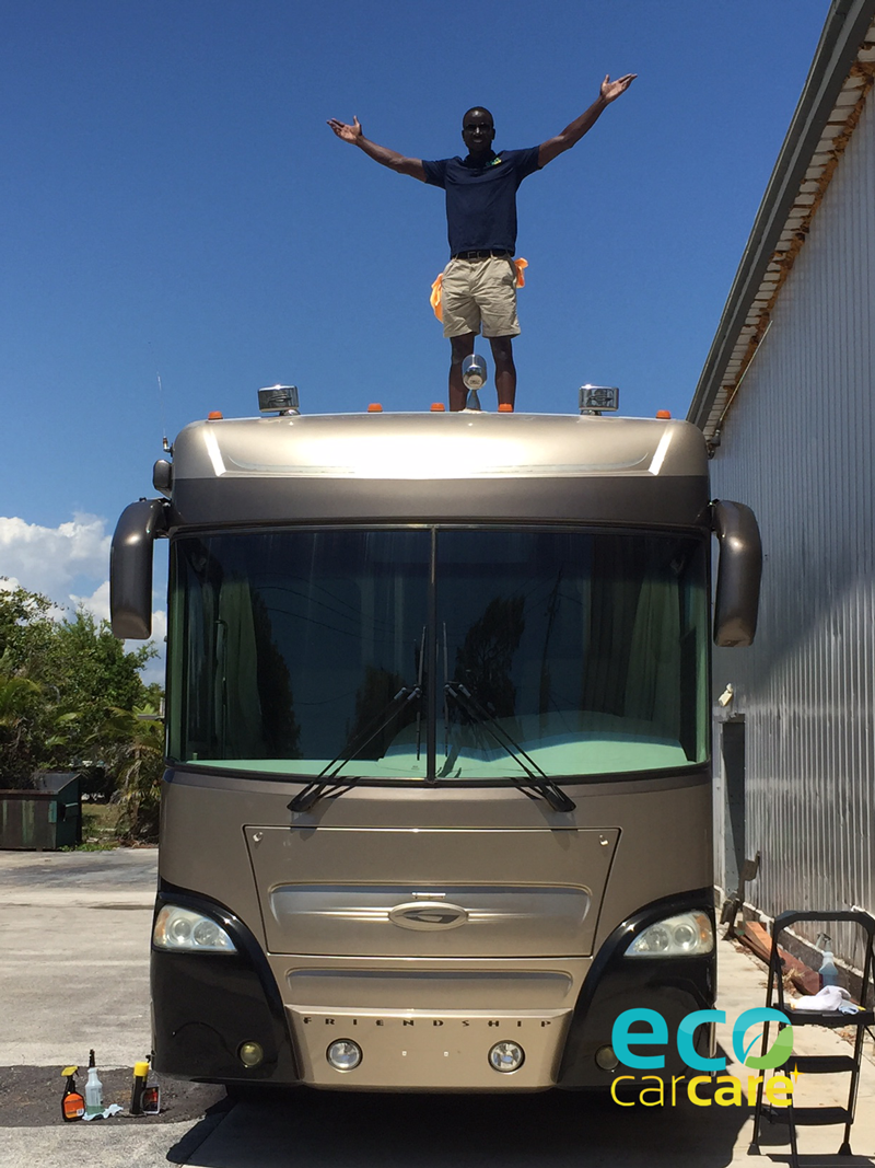 Deluxe RV Detailing Mobile RV Detailing 30 40ft Call (954) 944