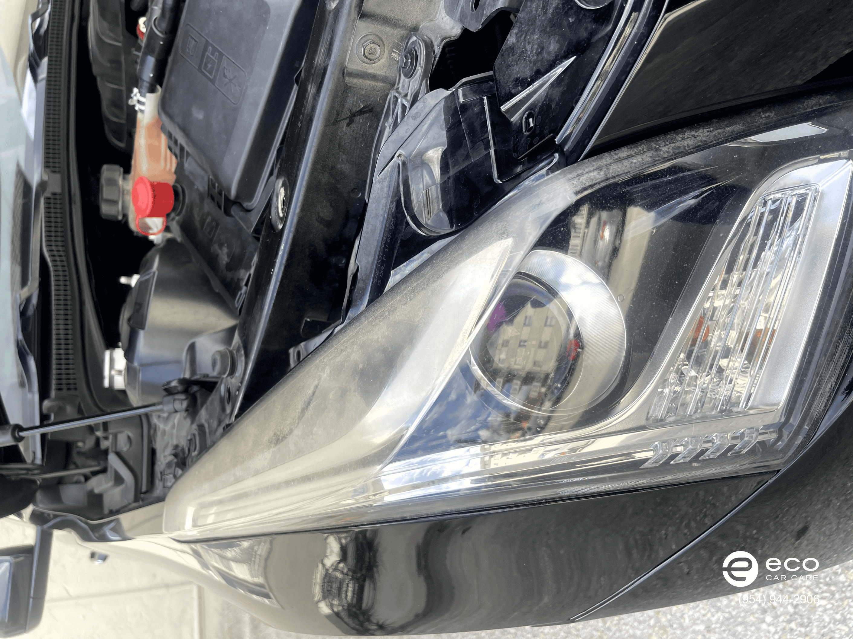 headlight restoration service
