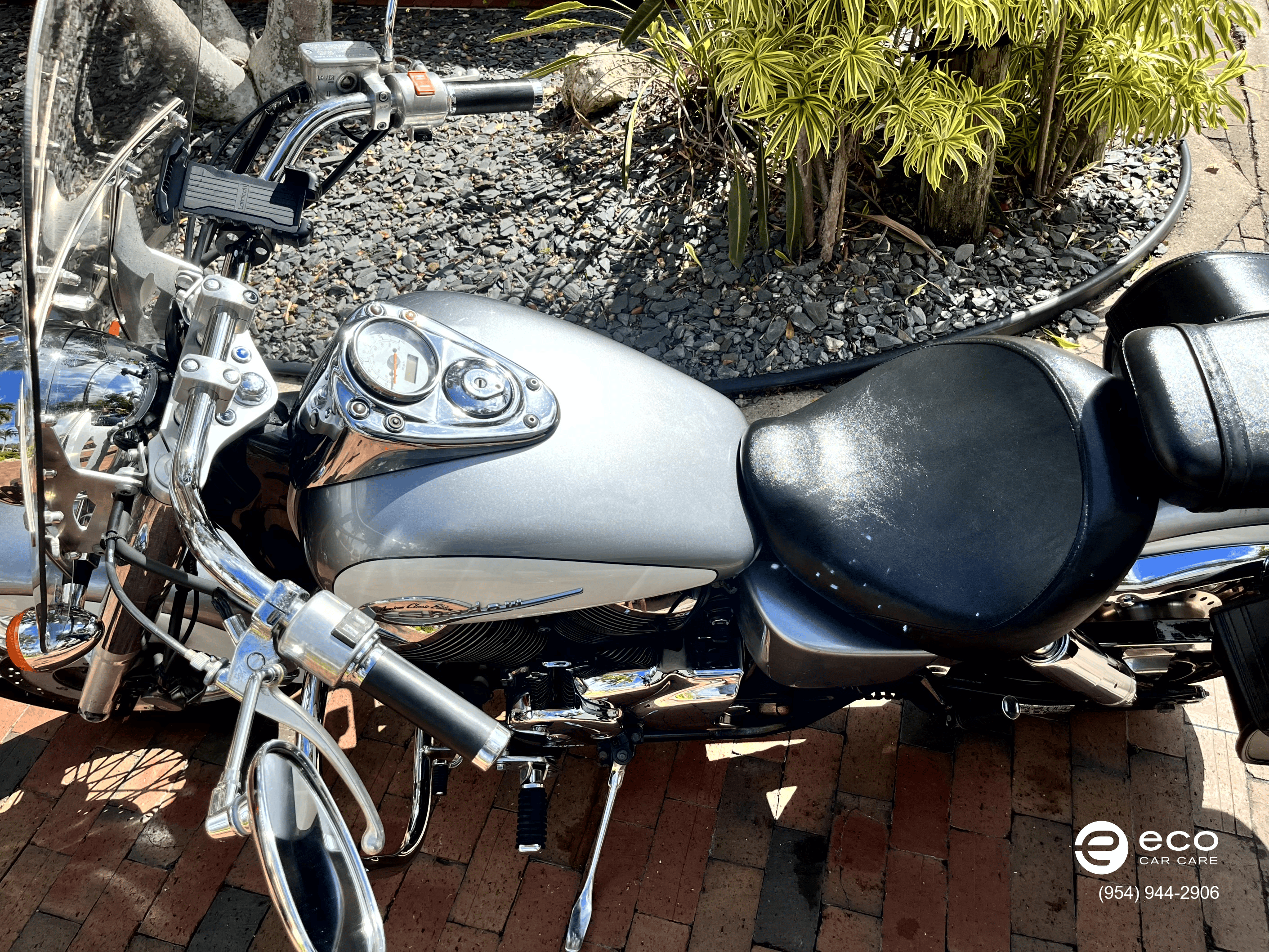 motorcycle waxing