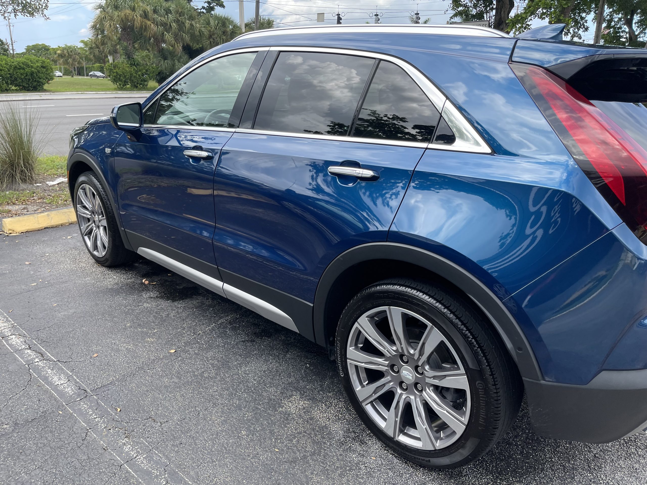 Paint correction single stage for SUVs (in shop only)